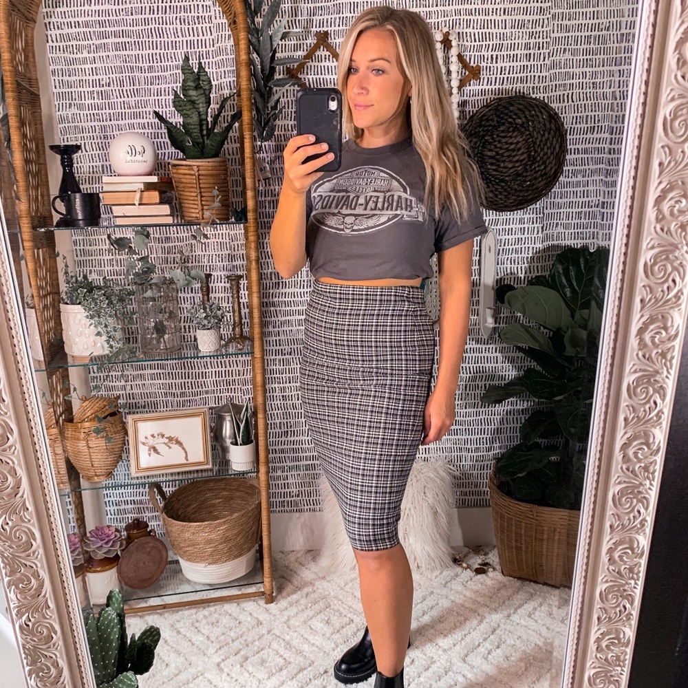 Plaid Pencil skirt